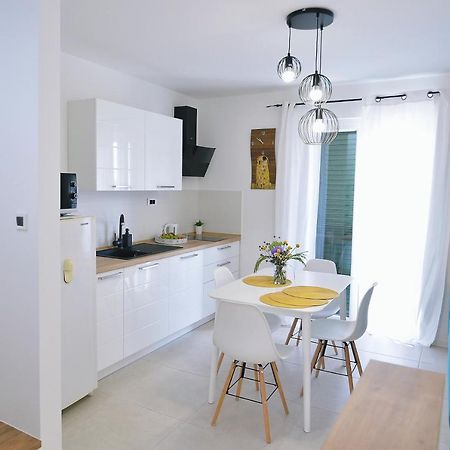 Opatija Sunshine Apartment Exterior foto